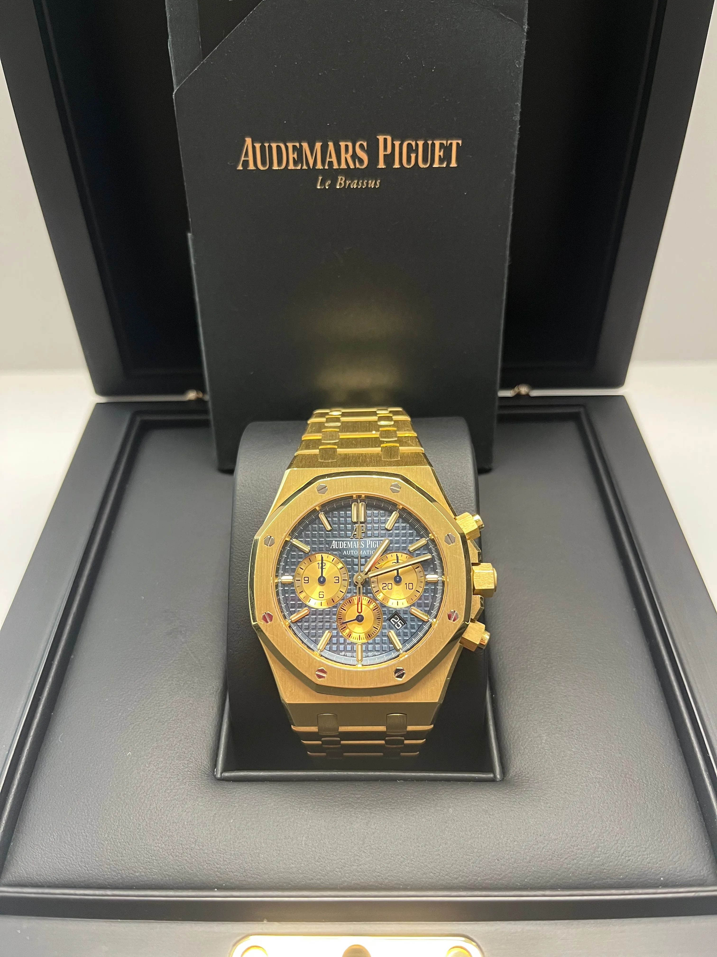 Audemars Piguet Royal Oak Selfwinding Chronograph 42mm/ 18k Yellow Gold/ Blue Dial/ Yellow Sub-Dials (Ref # 26331BA.OO.1220BA.01)