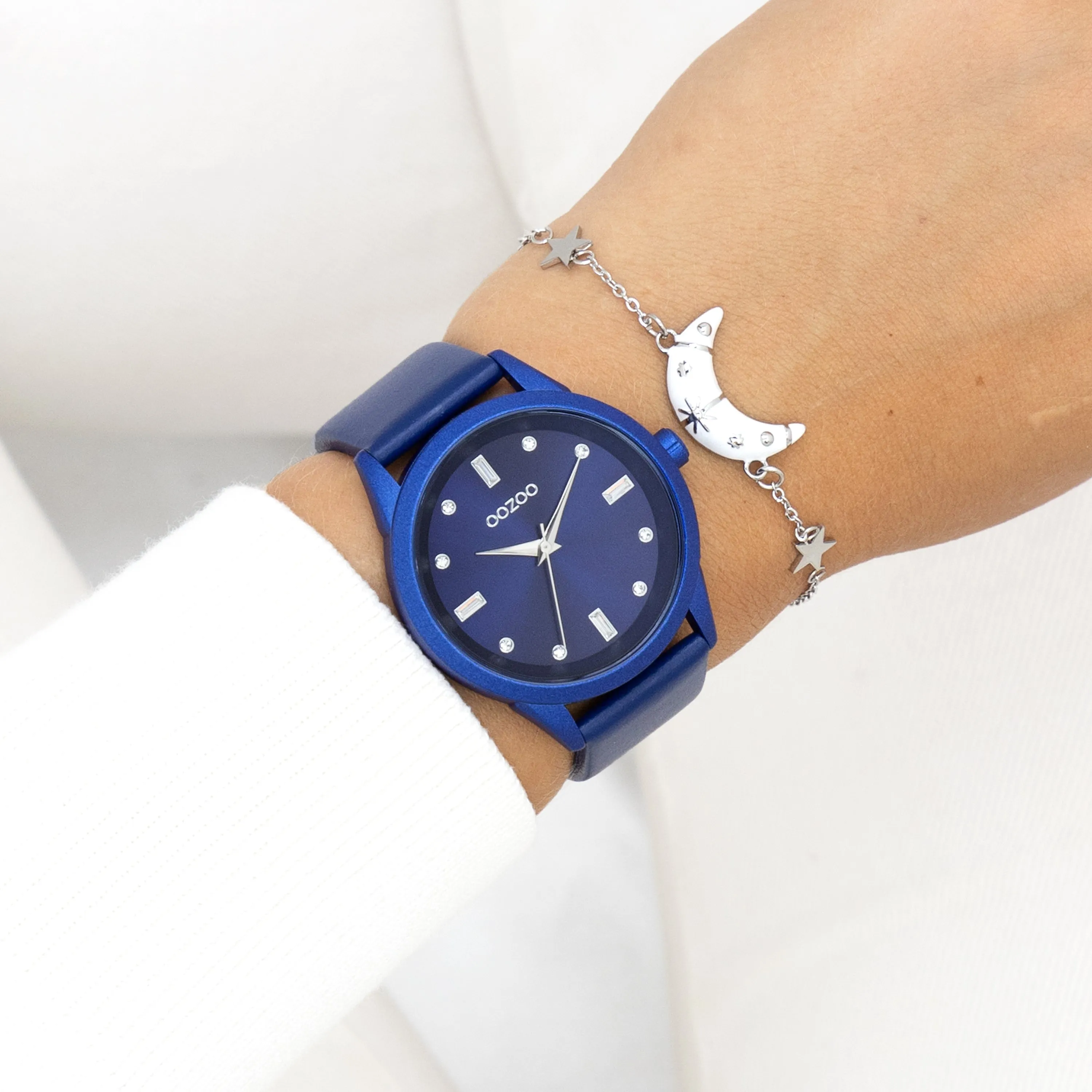 Blue OOZOO watch with blue leather strap - C11288