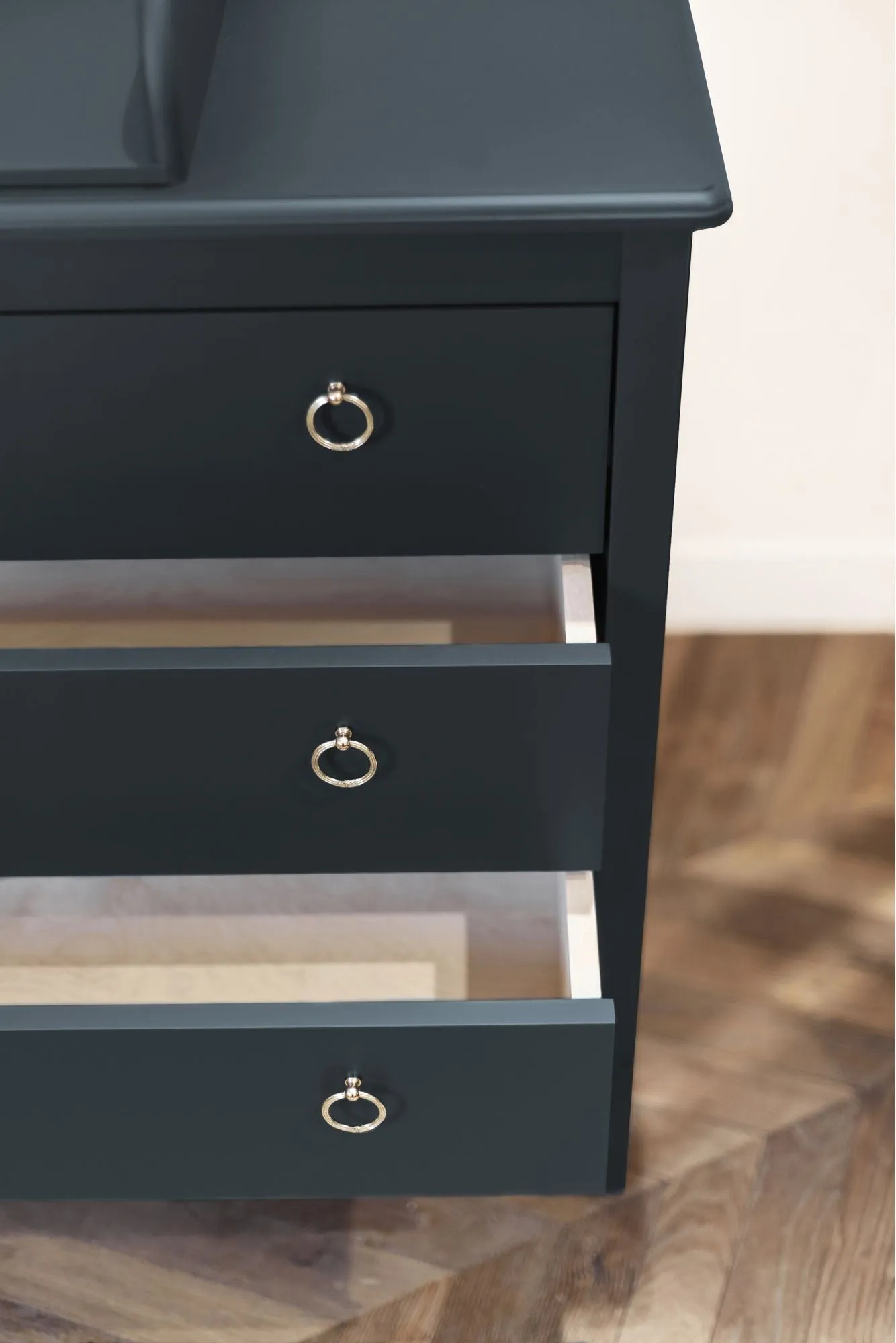 Dresser Gustavienne - Deep Blue