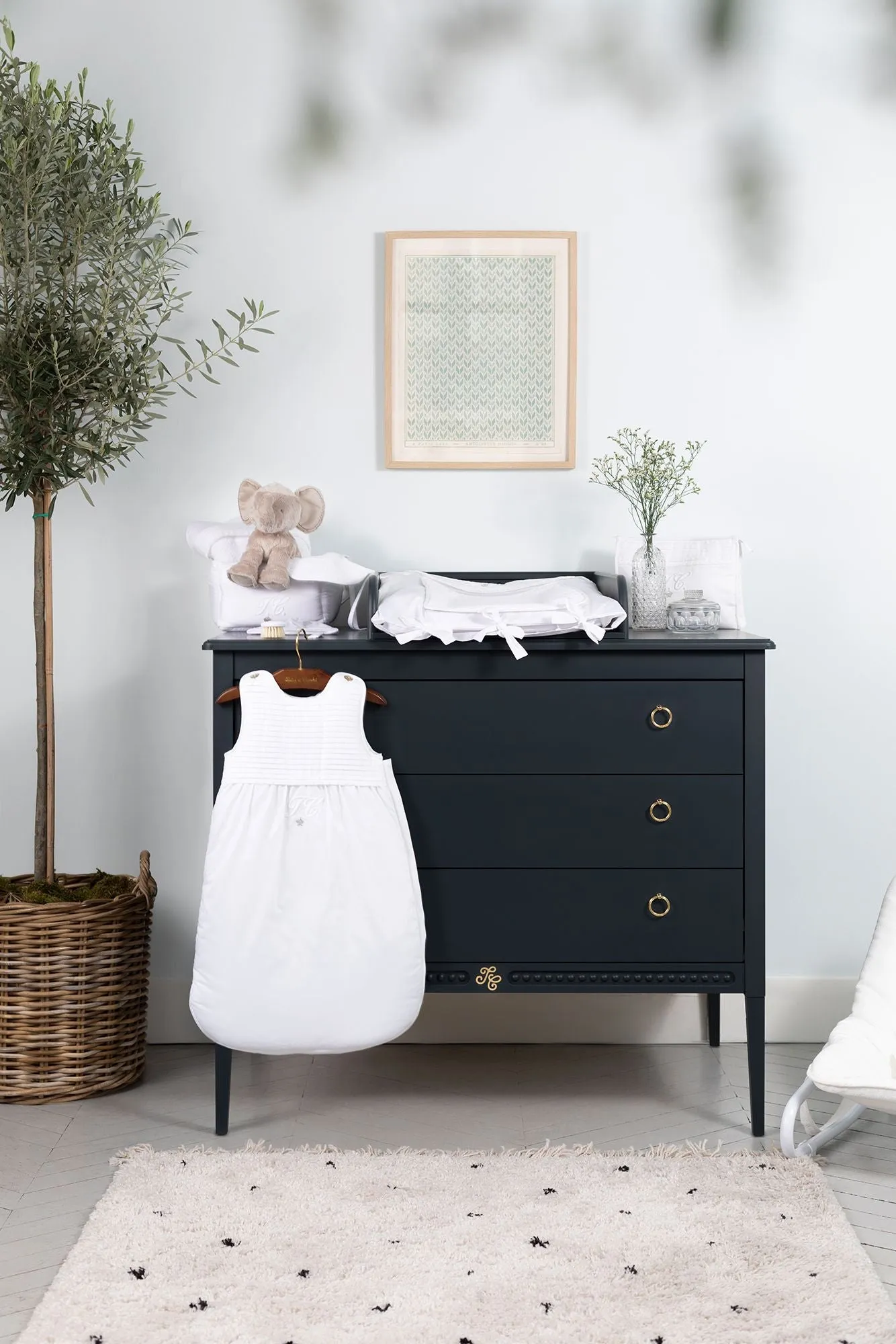 Dresser Gustavienne - Deep Blue