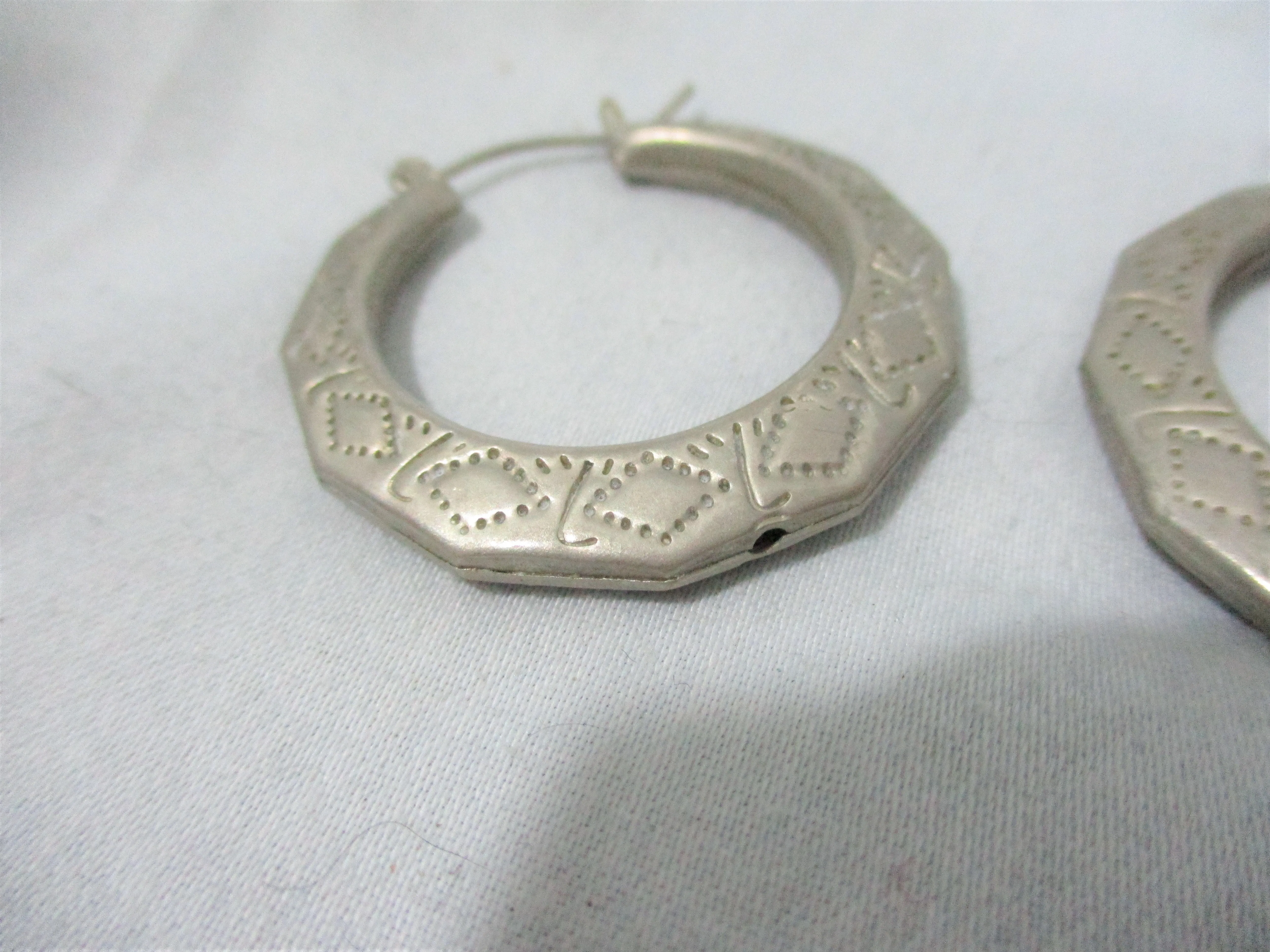 Embossed Southwestern Silver HOOP LOOP EARRING Pierced Native Boho Statement