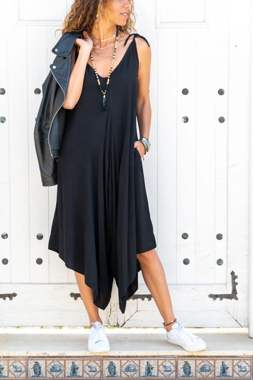 GNS Woman Black Strappy Asymmetric Loose Fit Jumpsuit GK-BSTH5002 - Grand Junction