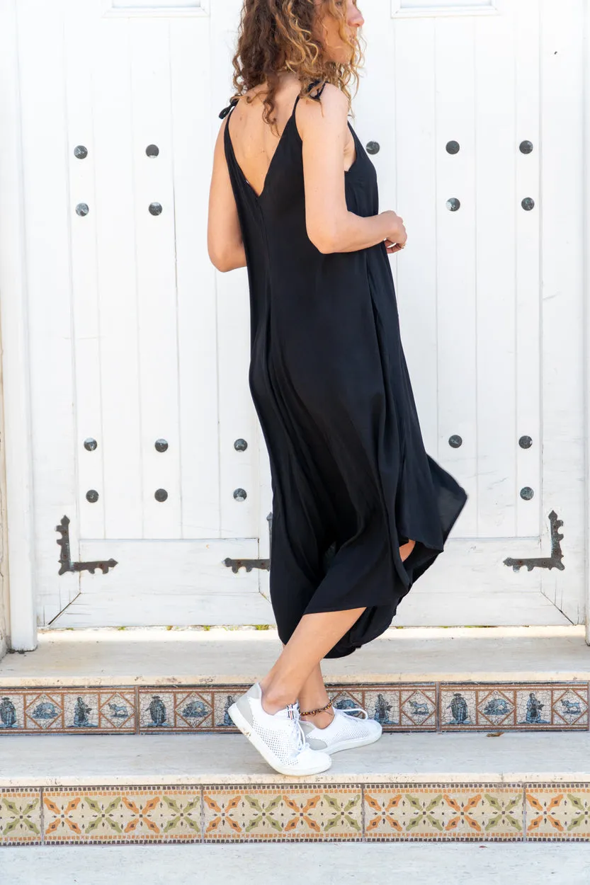 GNS Woman Black Strappy Asymmetric Loose Fit Jumpsuit GK-BSTH5002 - Grand Junction