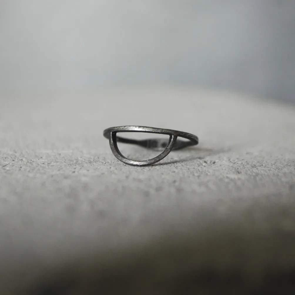 Tyyneys Ring Silver